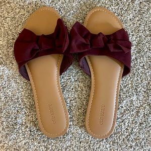 Old Navy Slide Sandals